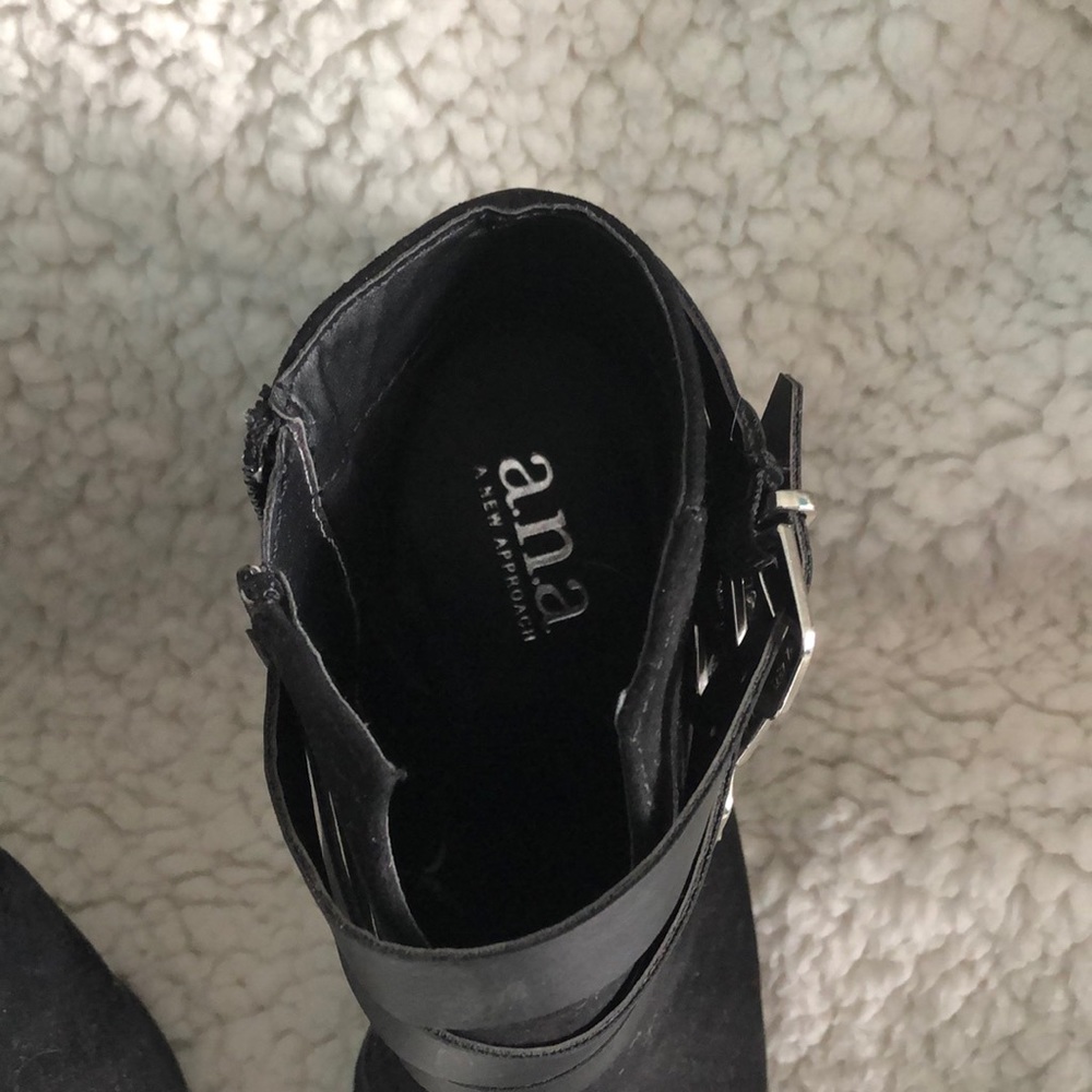 Ana short boot - Picture 2 of 3